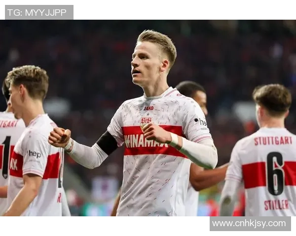 比勒费尔德迎战斯图加特争夺关键三分的精彩对决 比勒费尔德迎战斯图加特争夺关键三分的精彩对决