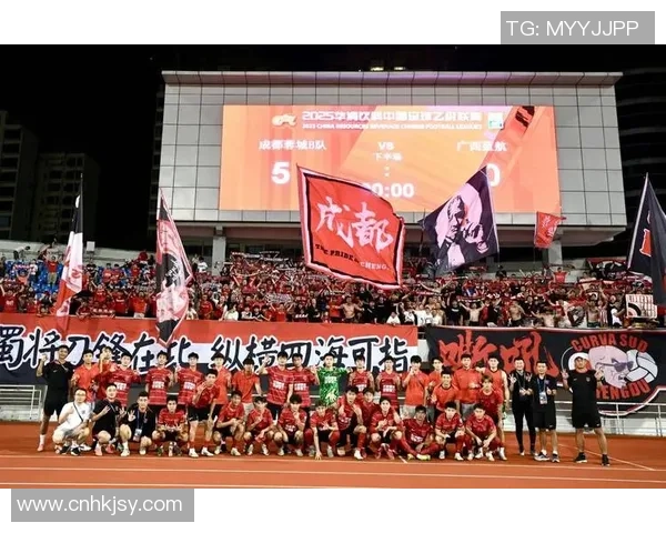 恶名远扬!韩媒批蓉城球迷:在亚冠也有前科,如此“文明”太落后 恶名远扬!韩媒批蓉城球迷:在亚冠也有前科,如此“文明”太落后