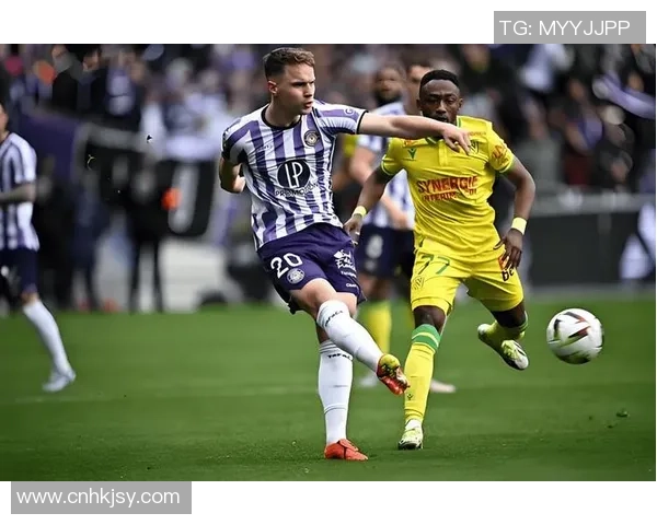 朗斯力求稳固法甲第一，尼斯连败窘境仍难缓解