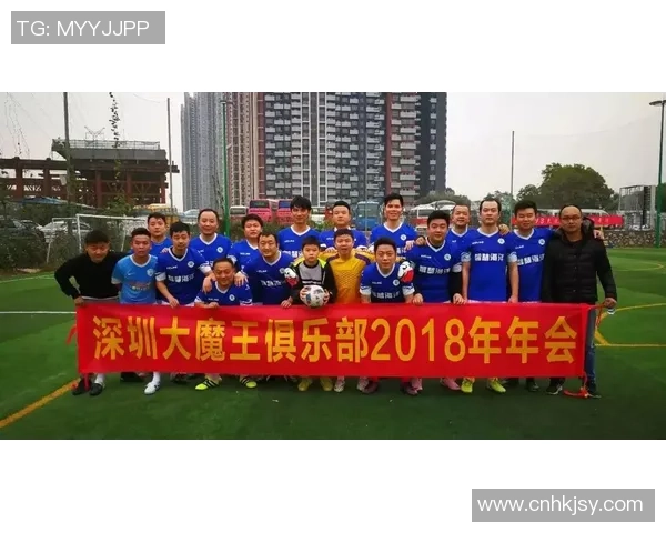 用一场足球赛迎候校庆130周年 上海交大校友足球情源源不绝 用一场足球赛迎候校庆130周年 上海交大校友足球情源源不绝